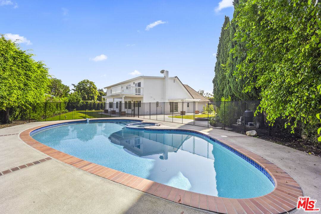 15151 Marne Cir - Photo 1