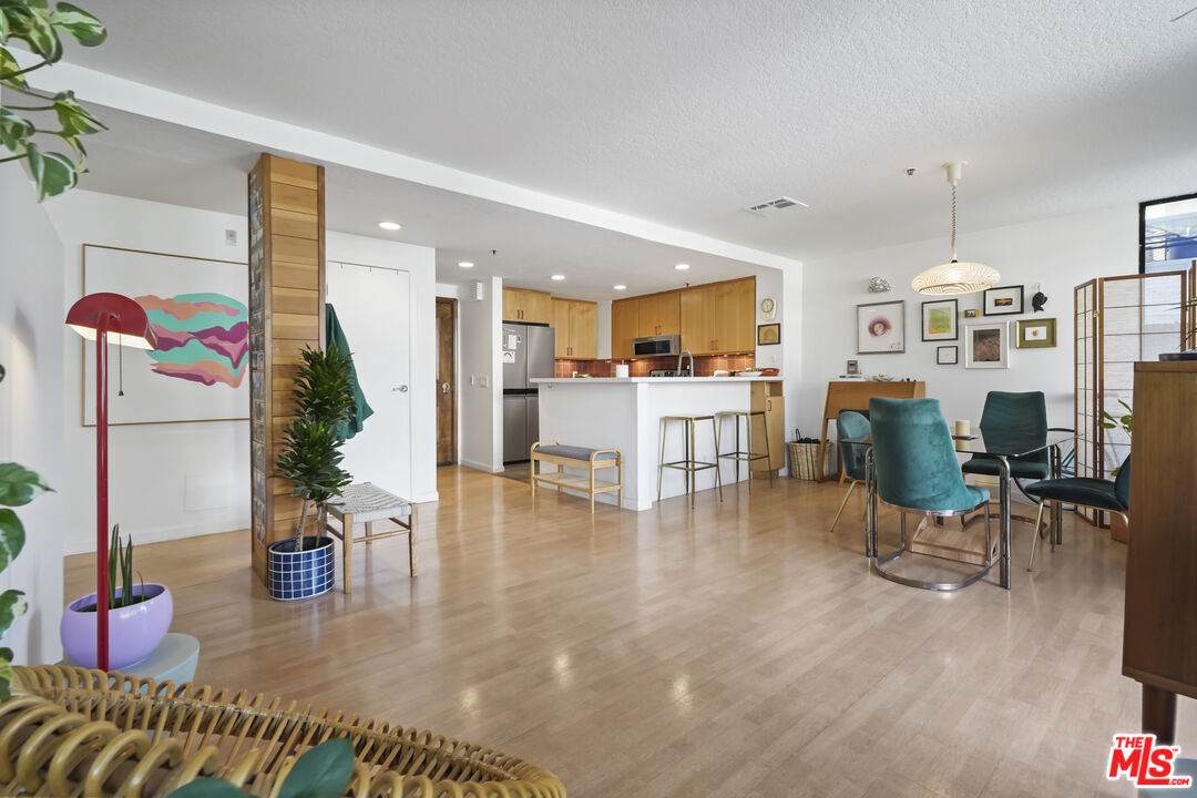 880 1st St - Photo 1