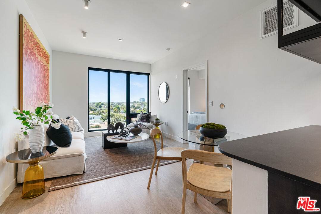 10700 Tabor St - Photo 1