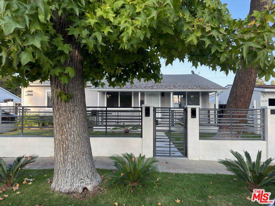 6644 Atoll Ave - Photo 1