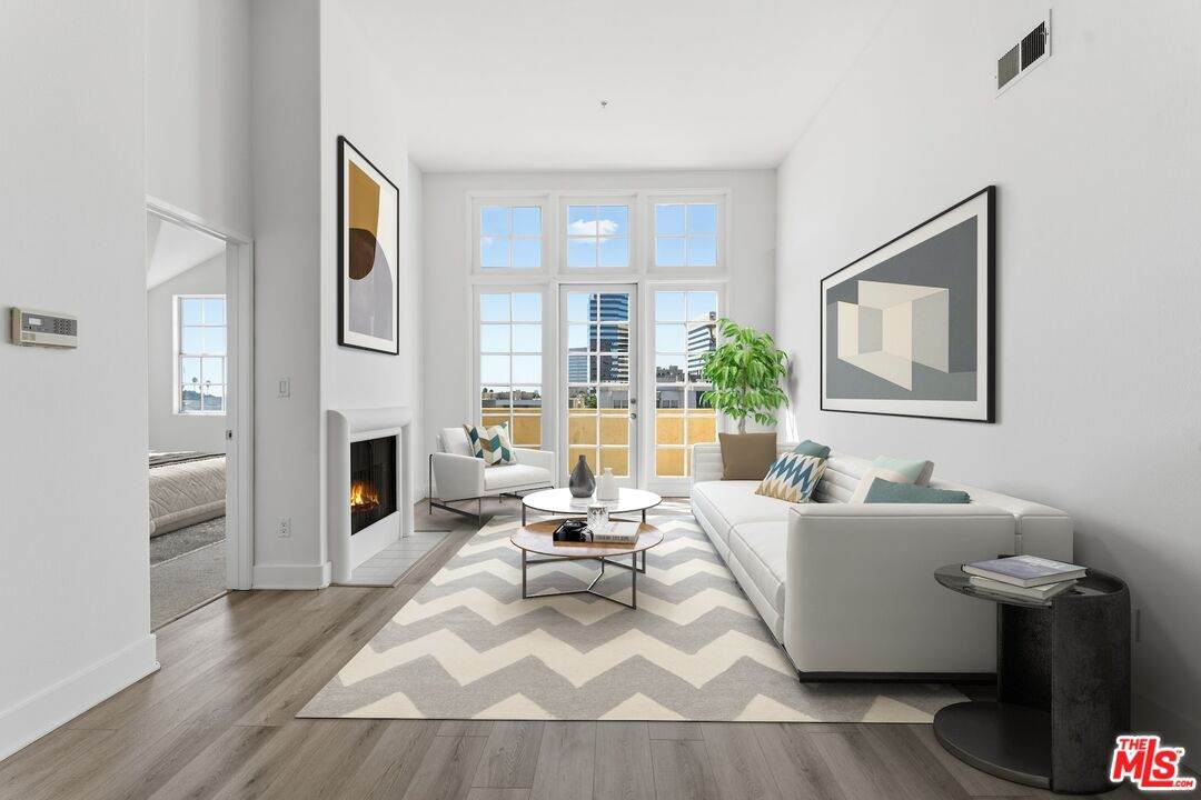 1225 Armacost Ave - Photo 1