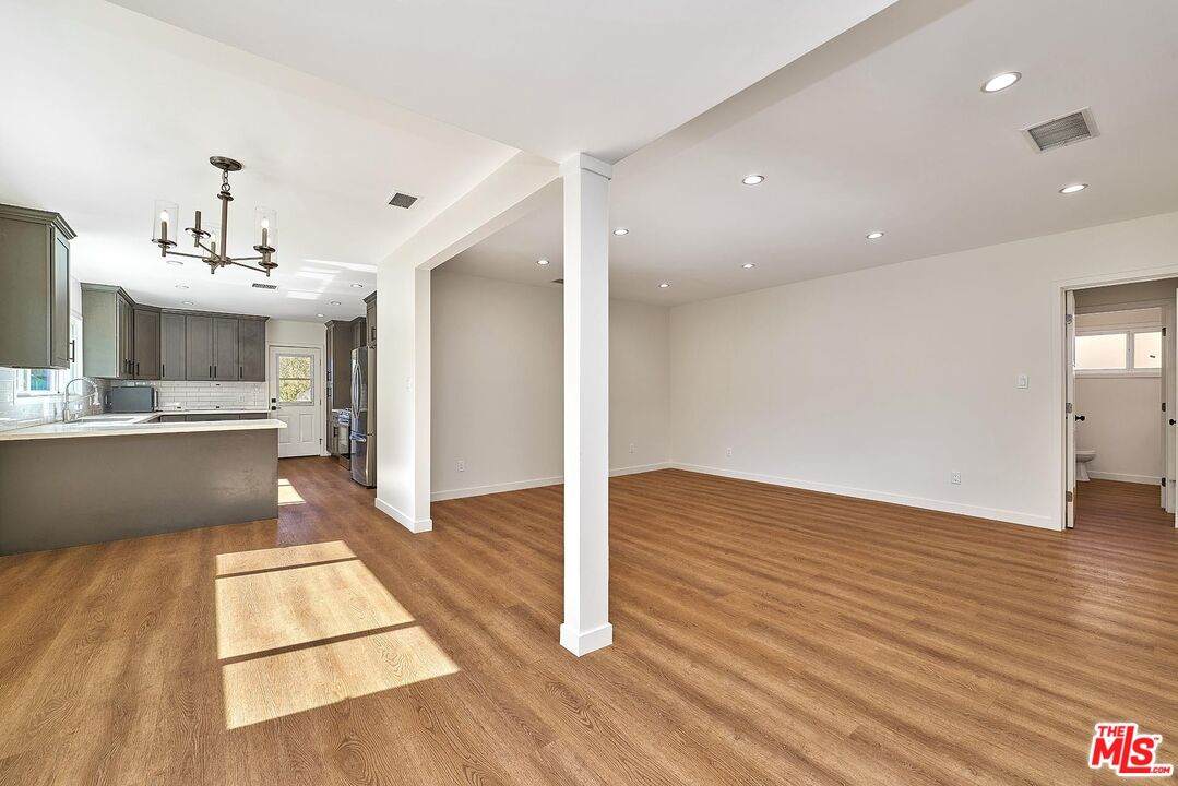 6443 Columbus Ave - Photo 1