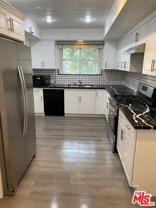 1712 Benedict Canyon Dr - Photo 1