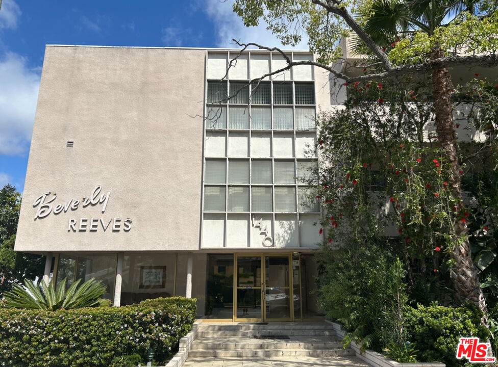 1440 Reeves St - Photo 1