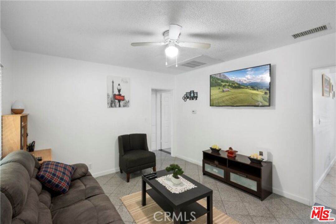 11006 Mansel Ave - Photo 1