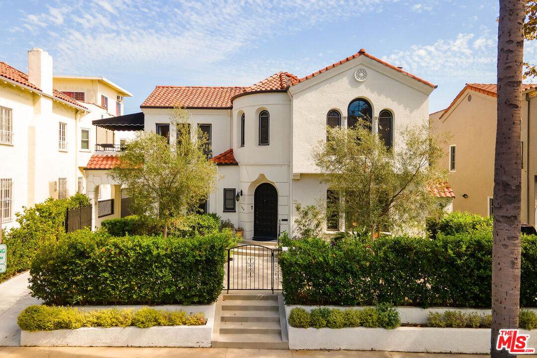 144 Orange Dr - Photo 1