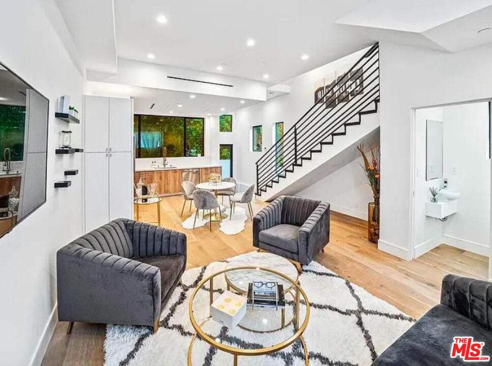 1445 N Martel - Photo 1