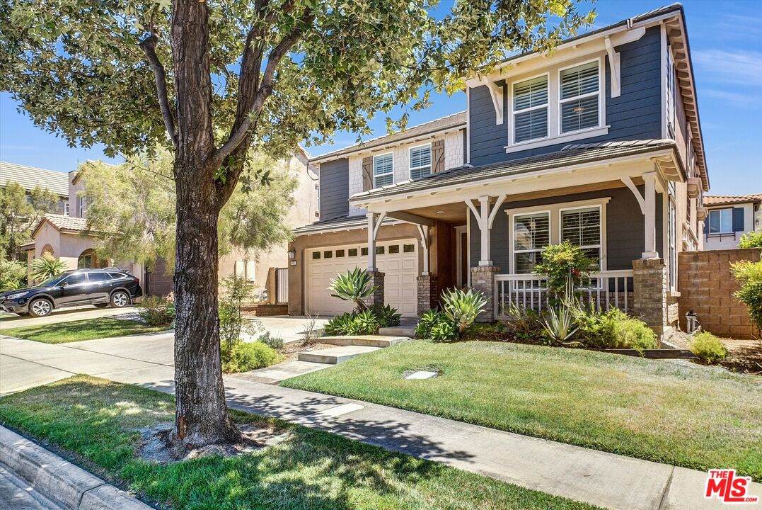 5611 Scharf Ave - Photo 1