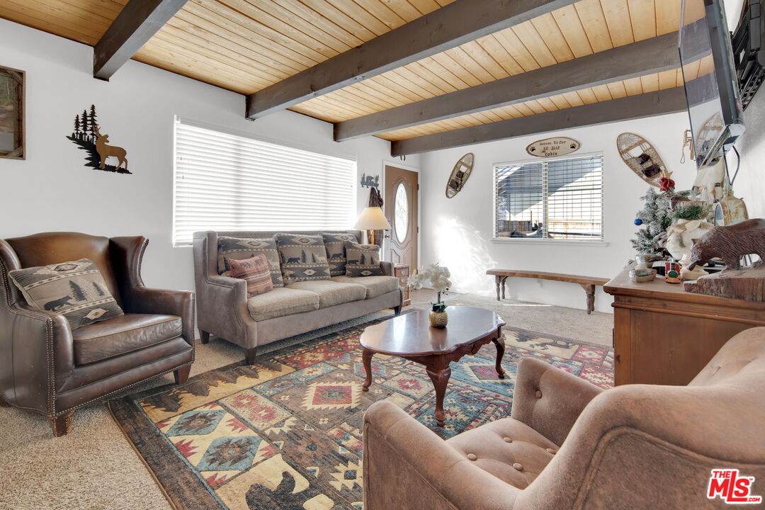 2141 State Ln - Photo 1
