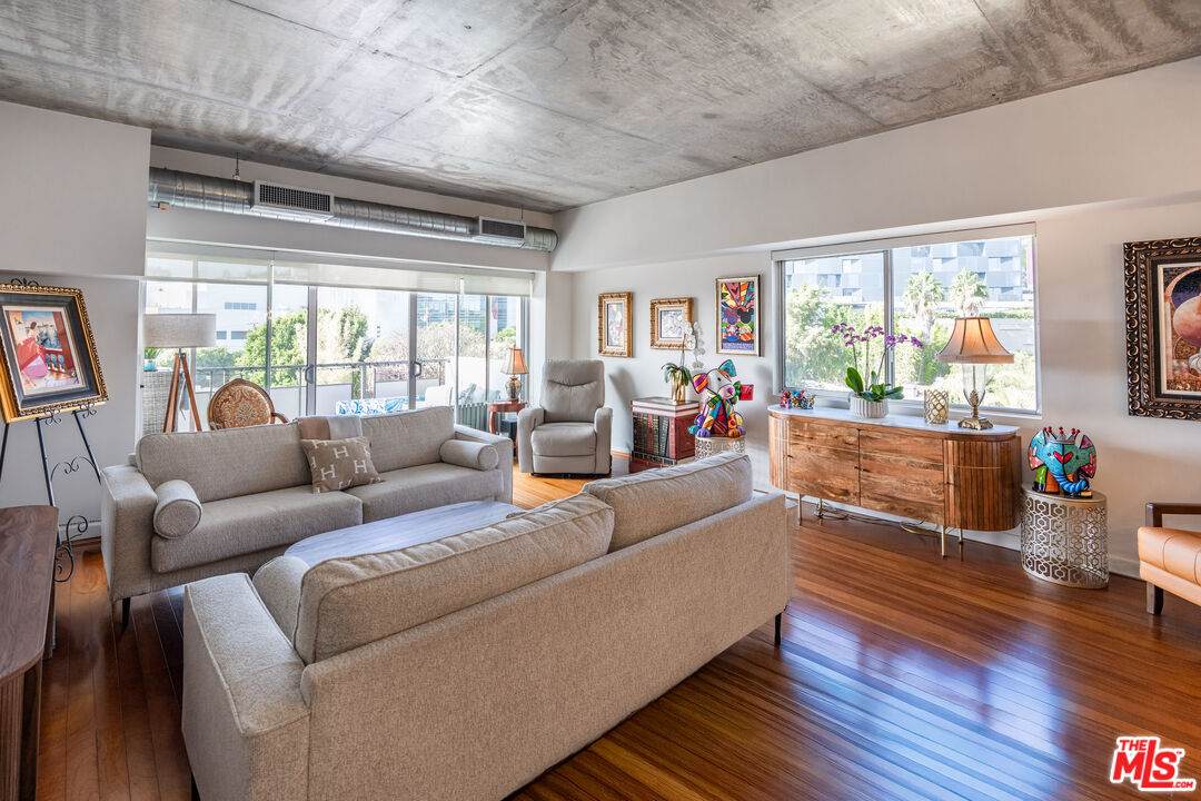 1155 La Cienega Blvd - Photo 1