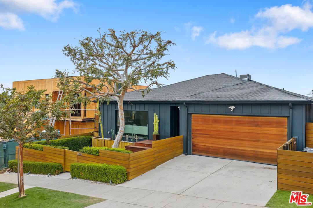 1645 Sierra Bonita Ave - Photo 1