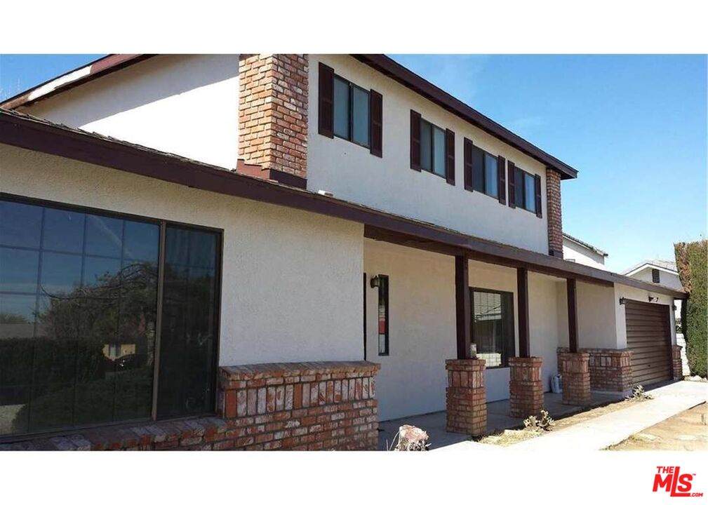 12780 Amberwood Ln - Photo 1