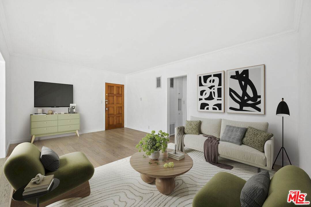 2623 4th St - Photo 1