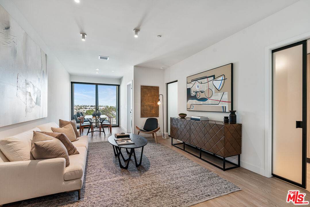 3688 Overland Ave - Photo 1