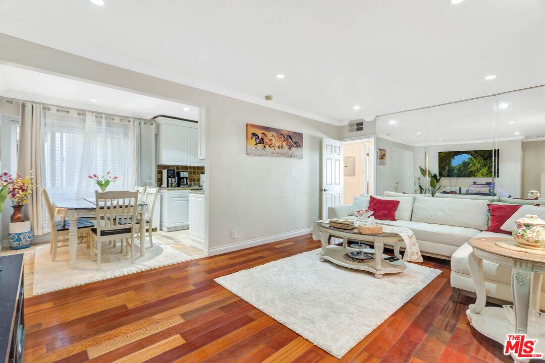 4610 Densmore Ave - Photo 1