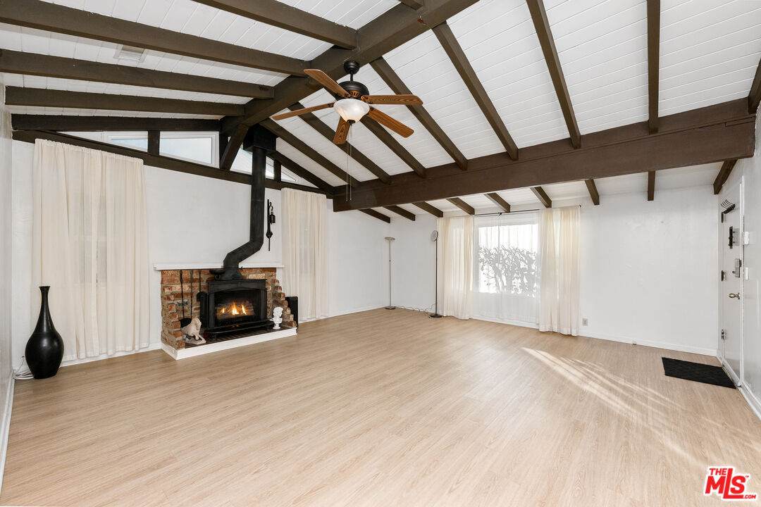 4822 Lemona Ave - Photo 1