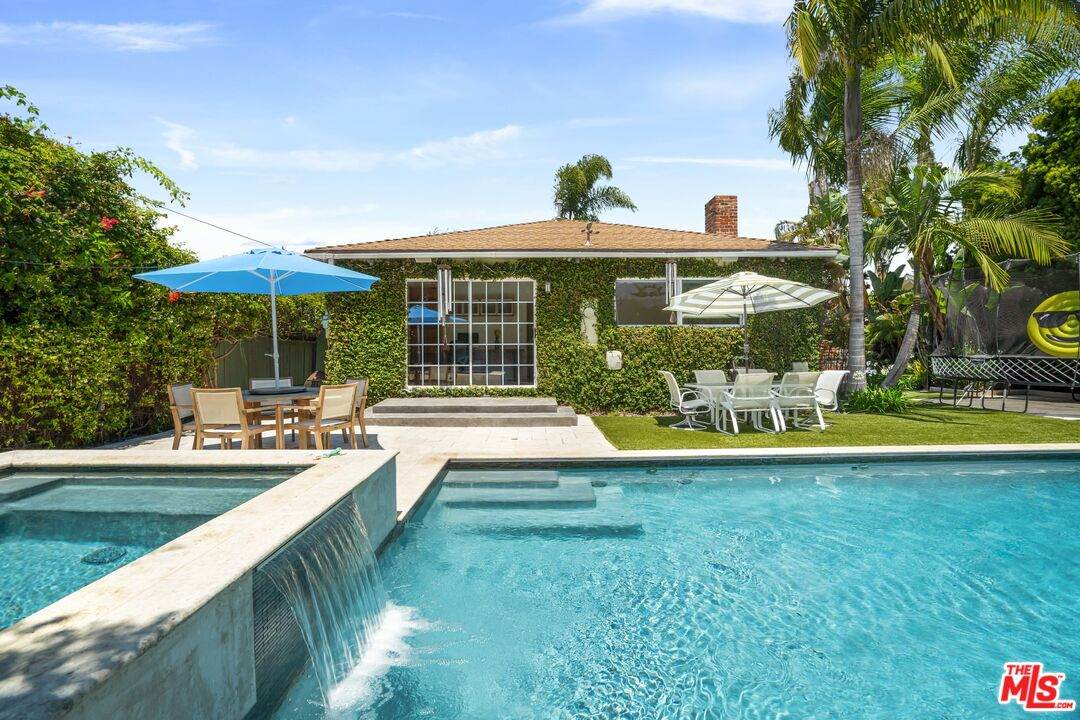 1348 Morningside Way - Photo 1