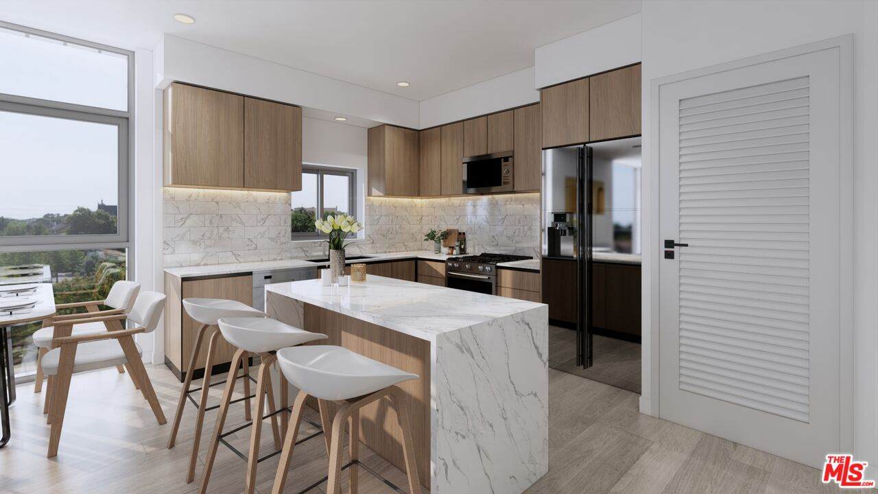 164 Chestnut St - Photo 1