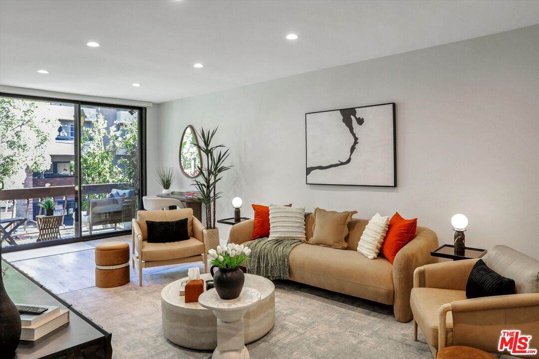 7300 Franklin Ave - Photo 1