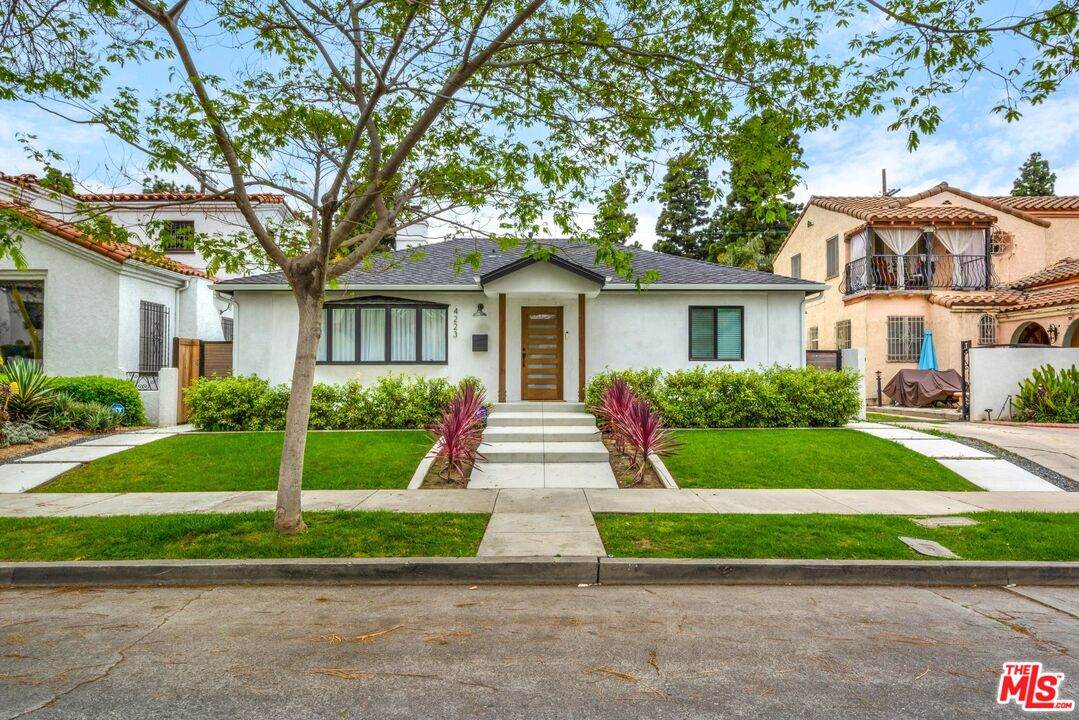 4223 Edgehill Dr - Photo 1