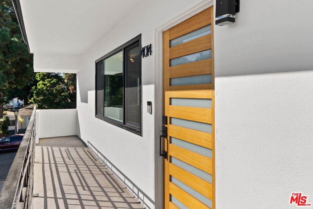 4014 La Salle Ave - Photo 1