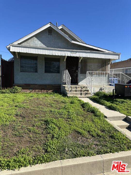 7316 10th Ave - Photo 1