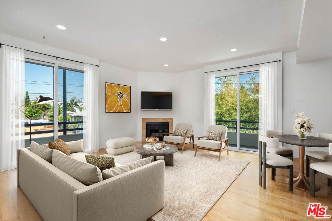 4567 Lexington Ave - Photo 1