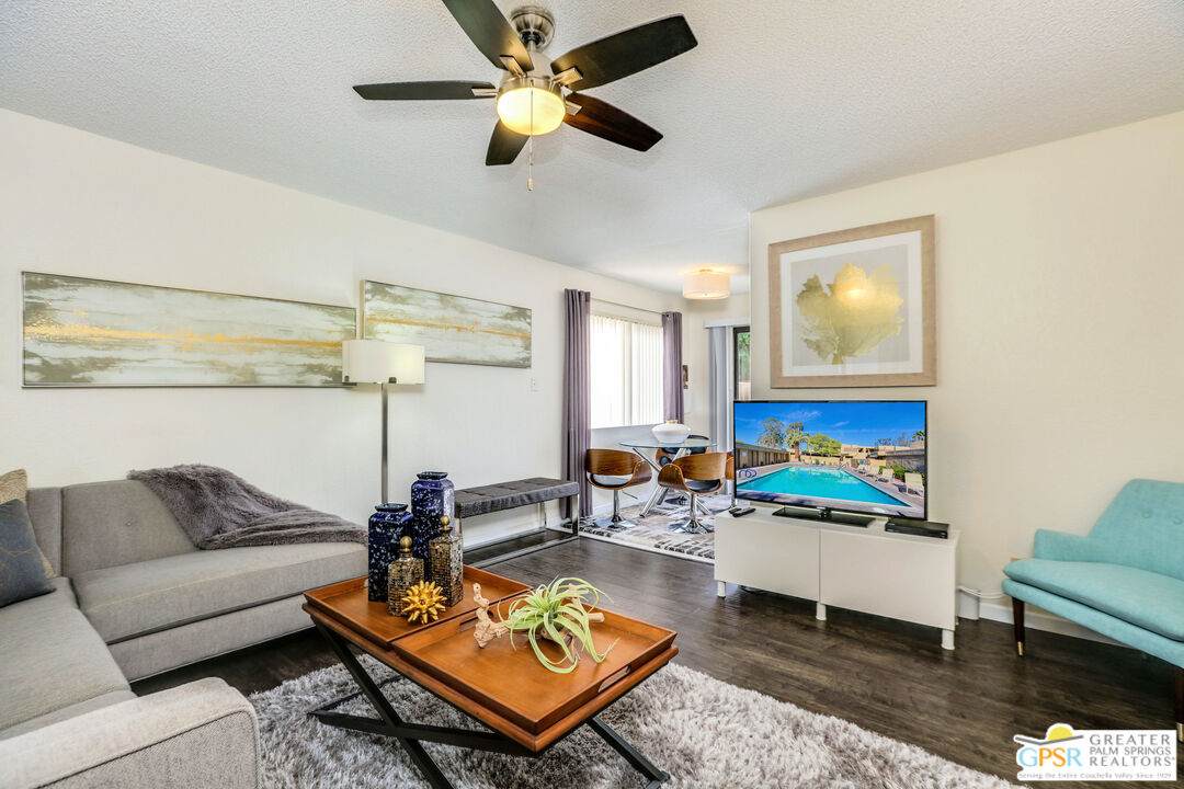 437 Bradshaw Ln - Photo 1