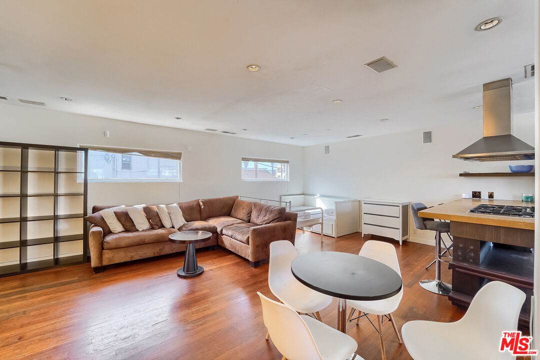 109 Dudley Ave - Photo 1