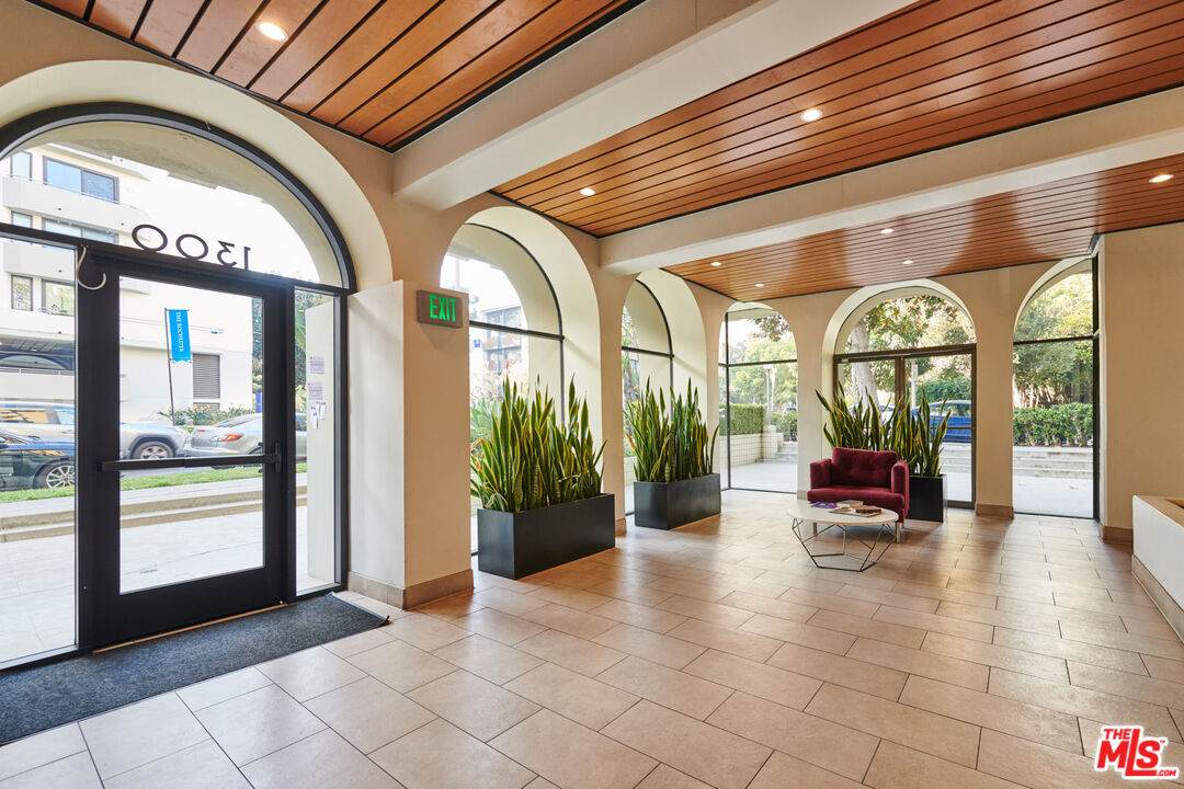 1300 Midvale Ave - Photo 1