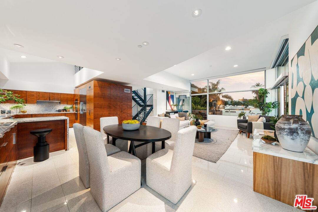 235 Ocean Park Blvd - Photo 1