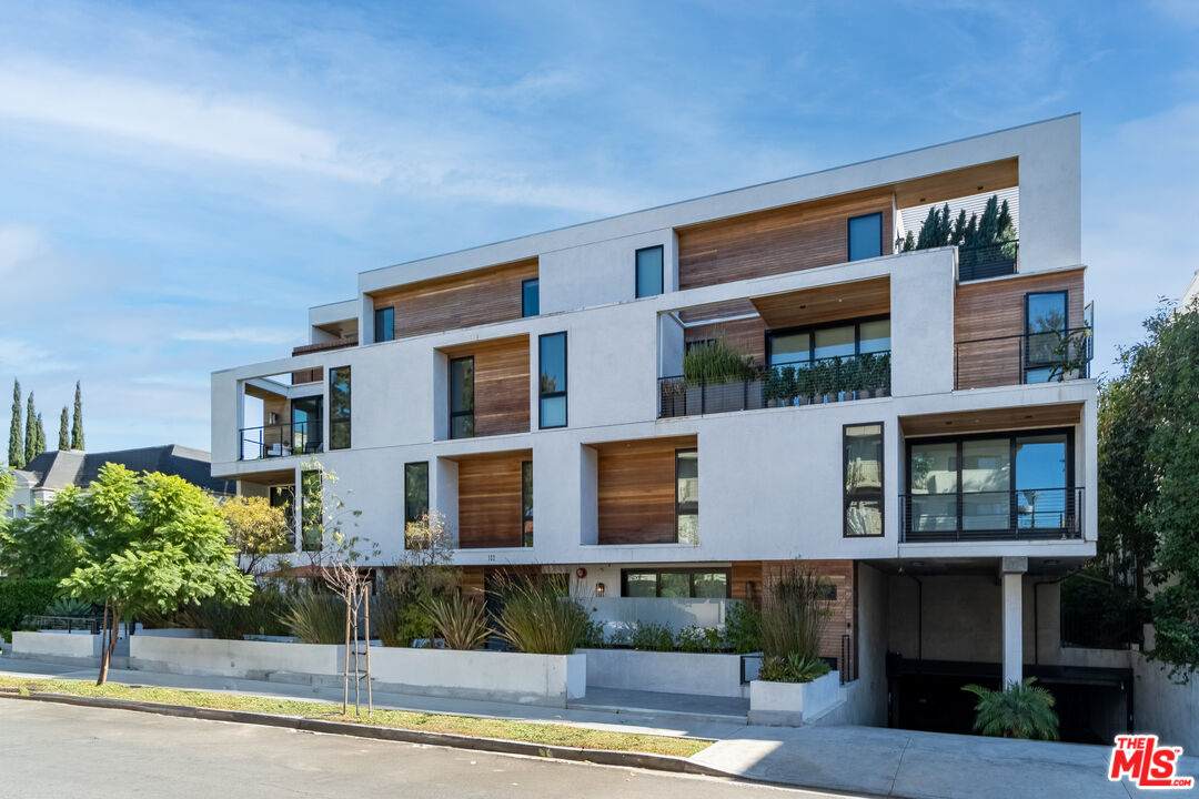 132 Swall Dr - Photo 1