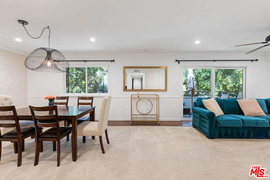 6708 Hillpark Dr - Photo 1