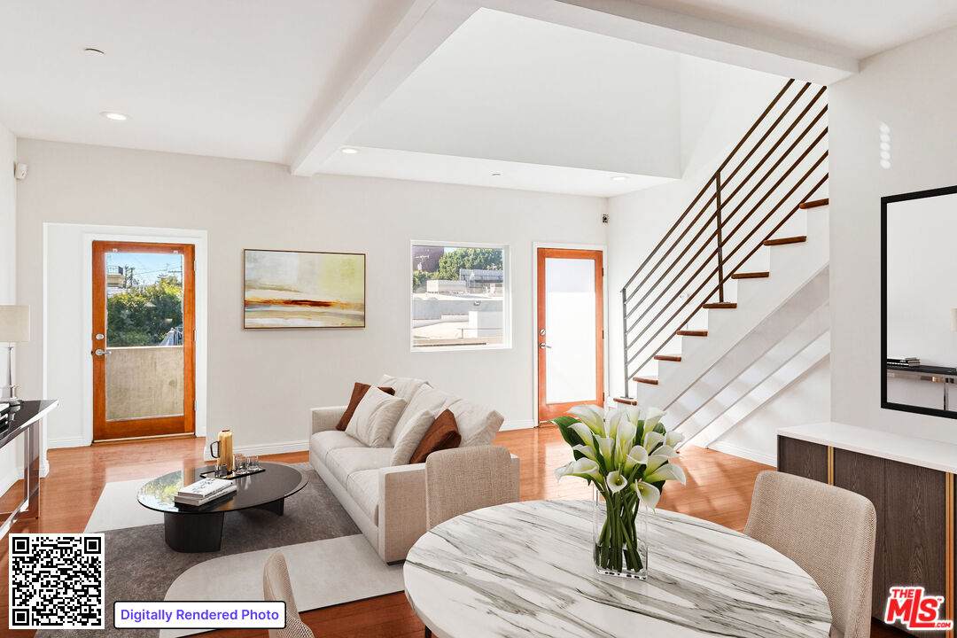 1411 Cloverfield Blvd - Photo 1