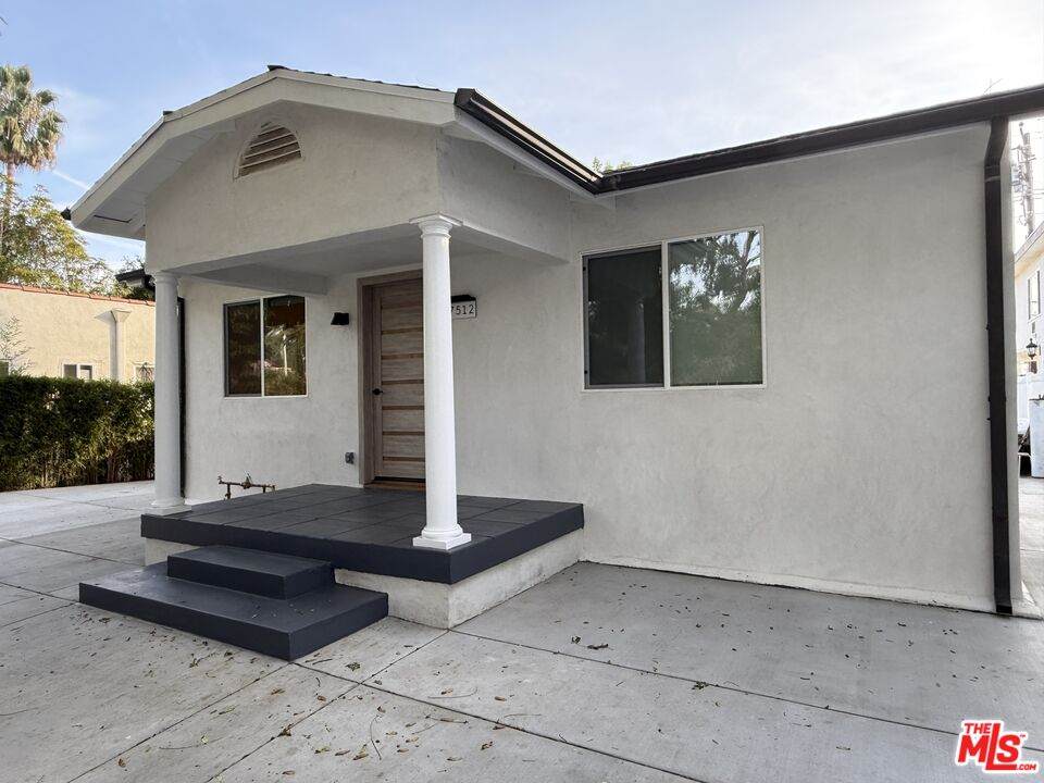 7512 Norton Ave - Photo 1
