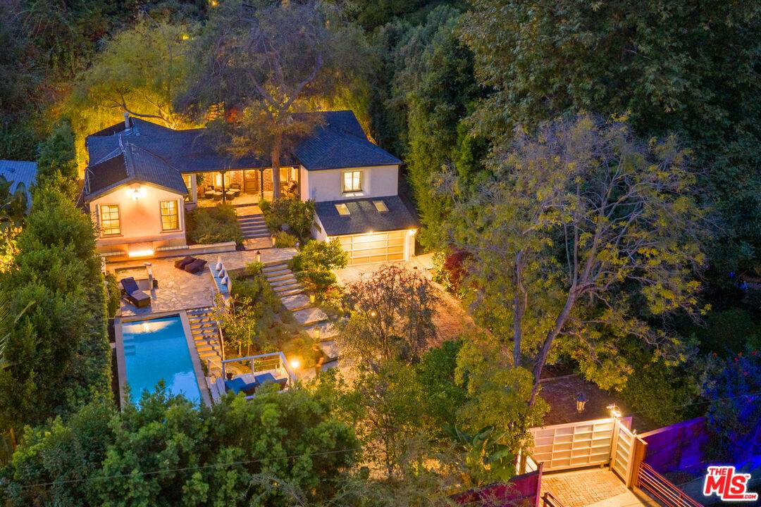 1853 Nichols Canyon Rd - Photo 1