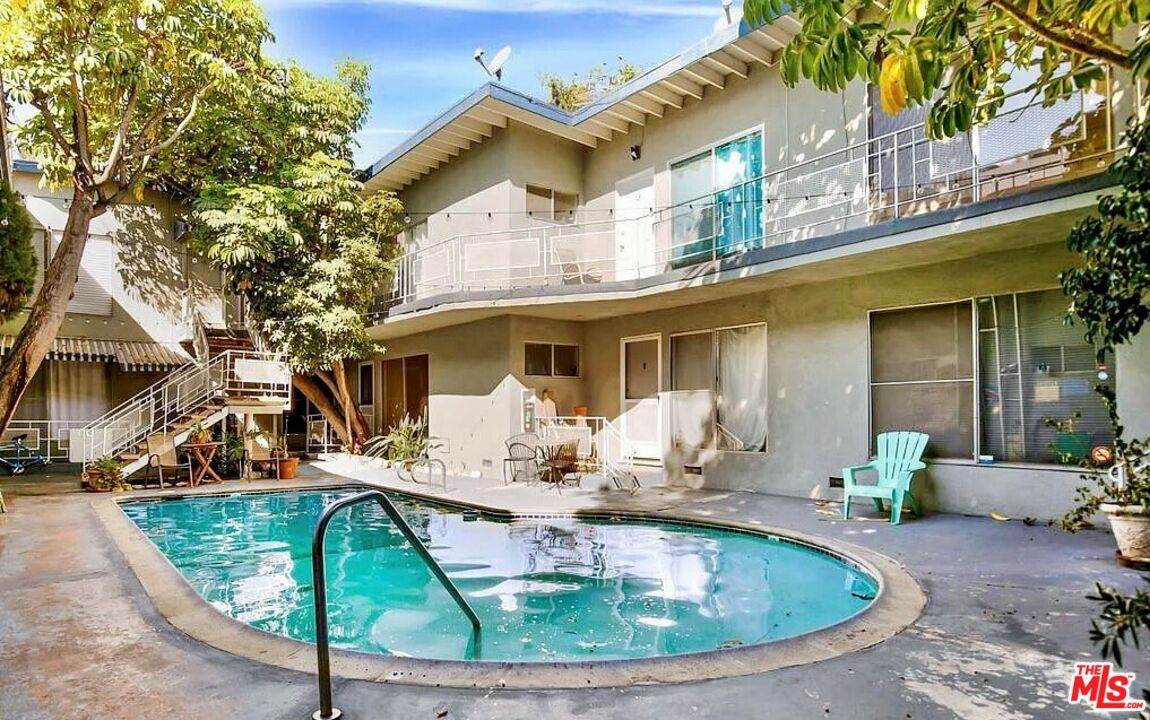 941 San Vicente Blvd - Photo 1