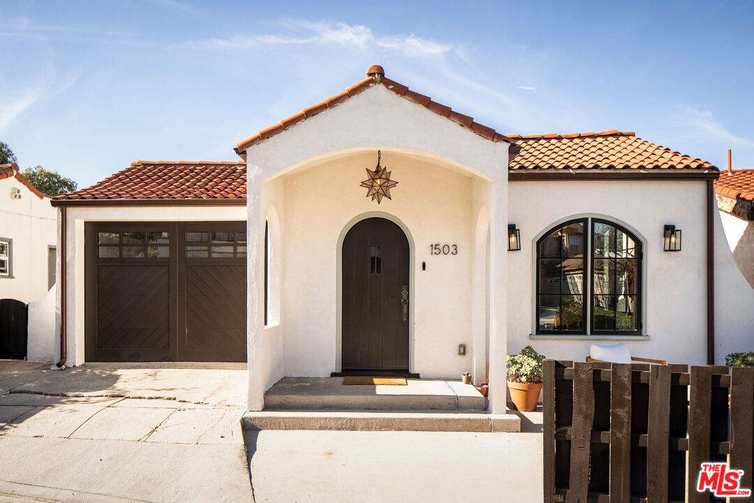 1503 Stanford Dr - Photo 1