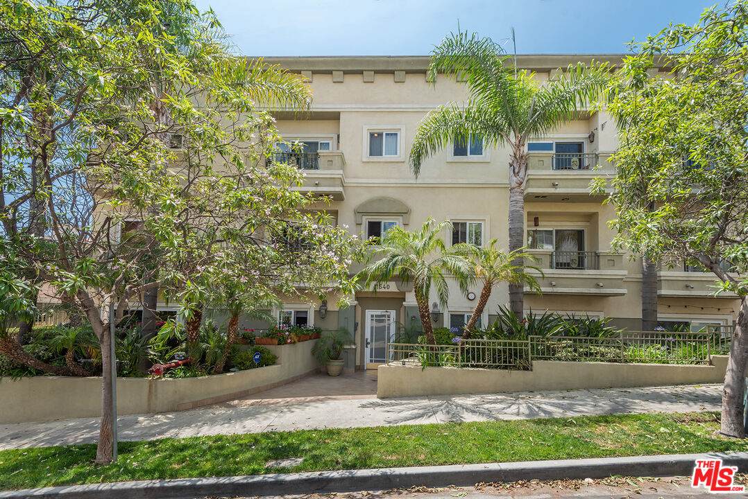 11540 Rochester Ave - Photo 1