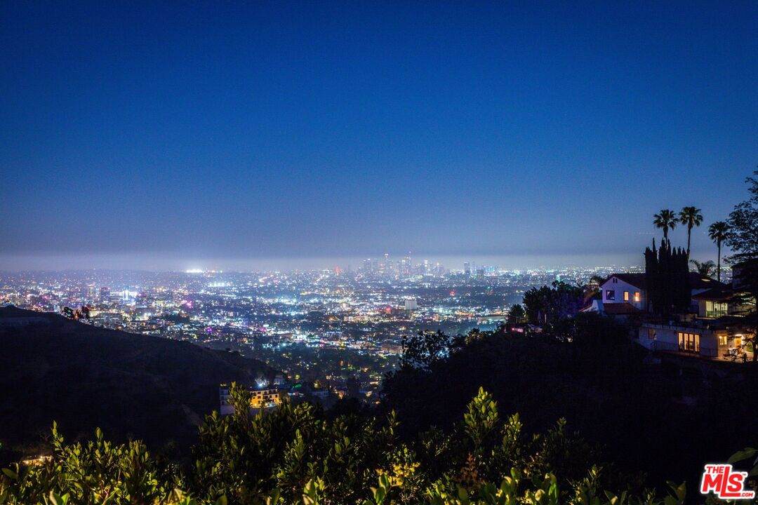 8148 Mannix Dr - Photo 1