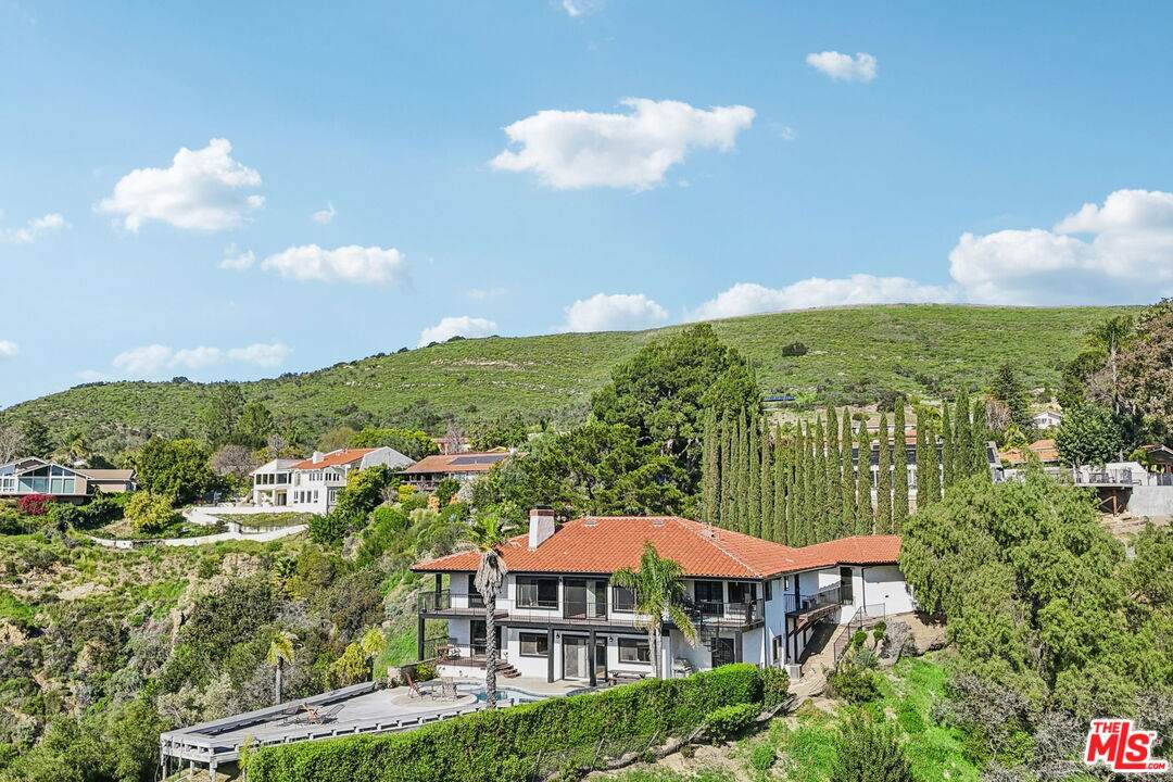 1821 Calle Petaluma - Photo 1