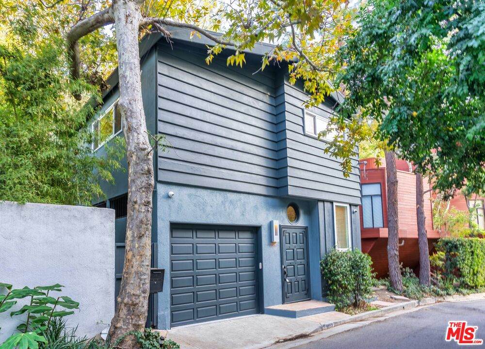 9959 Westwanda Dr - Photo 1