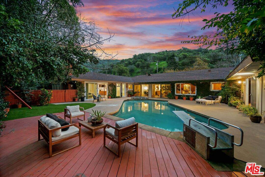 3491 Mandeville Canyon Rd - Photo 1