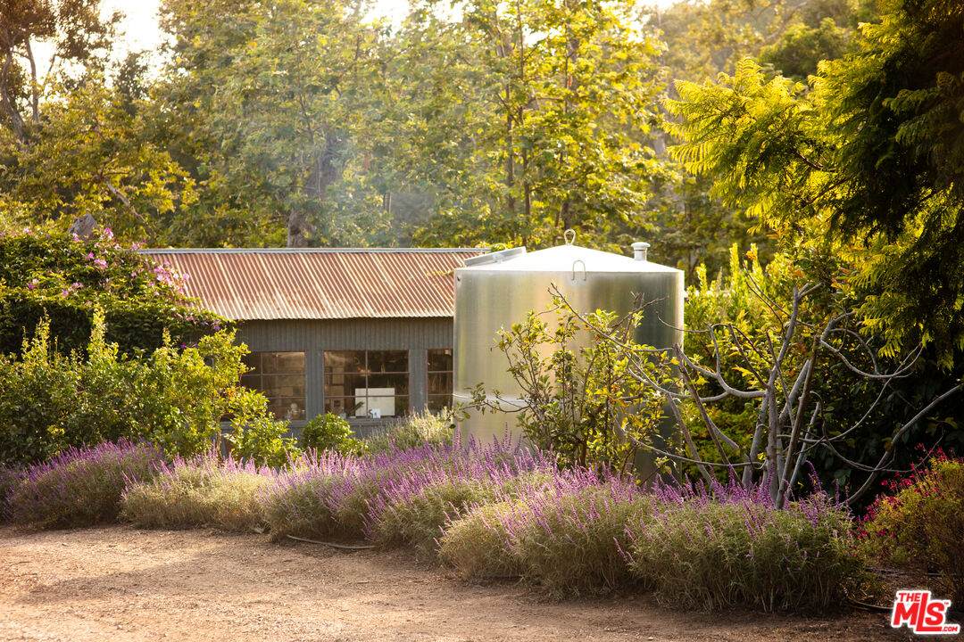 6009 Bonsall Dr - Photo 1
