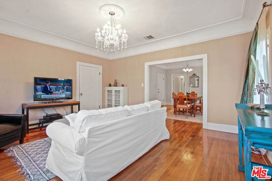 https://bt-photos.global.ssl.fastly.net/carets/orig_boomver_1_26643897-2.jpg