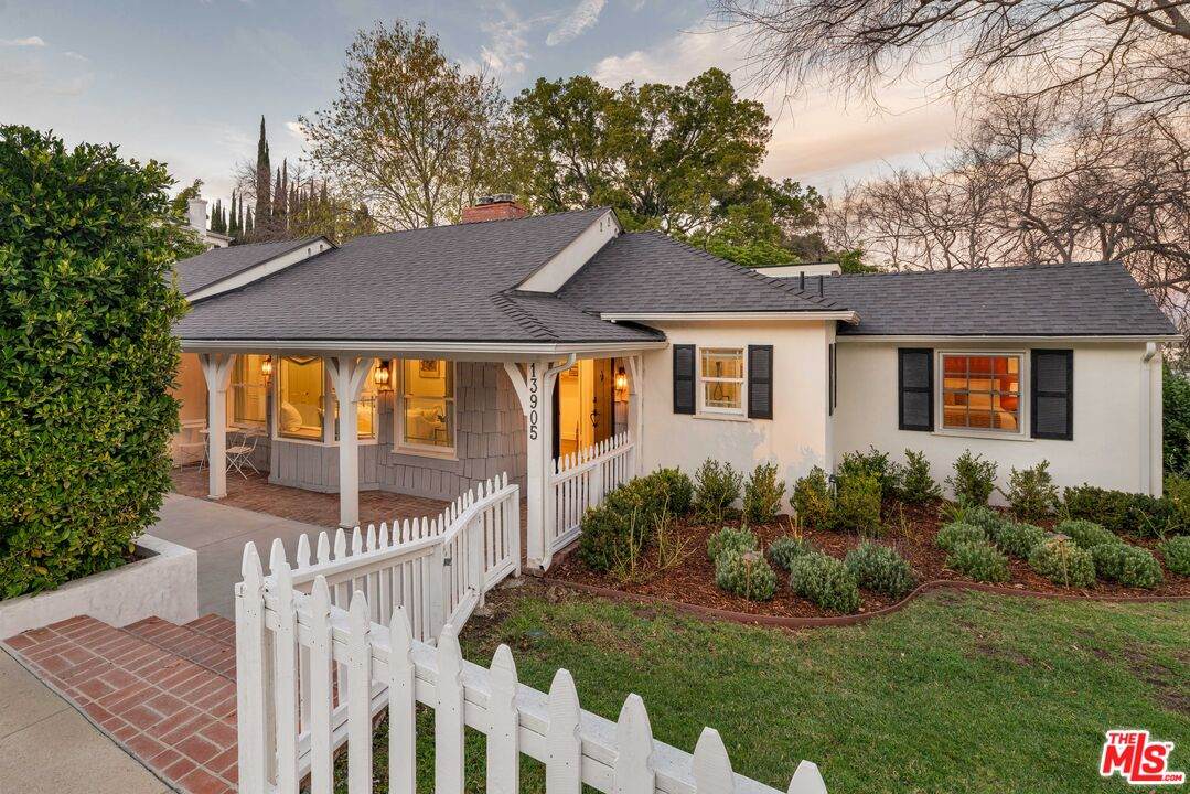 13905 Valley Vista Blvd - Photo 1