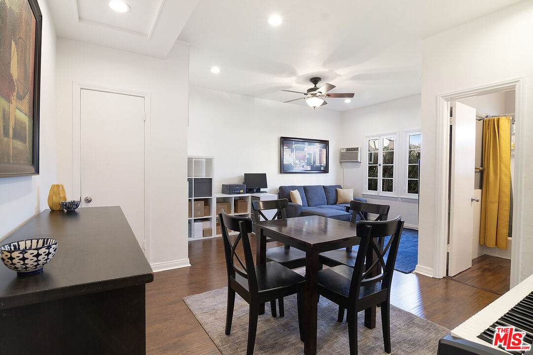 340 Oakhurst Dr - Photo 1