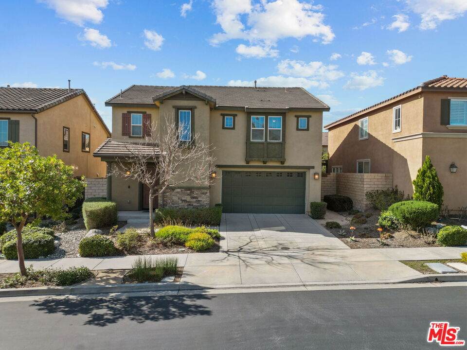 7017 Bergamot Ave - Photo 1