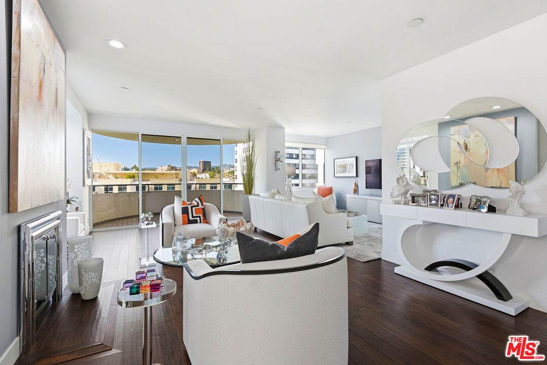 10560 Wilshire Blvd - Photo 1