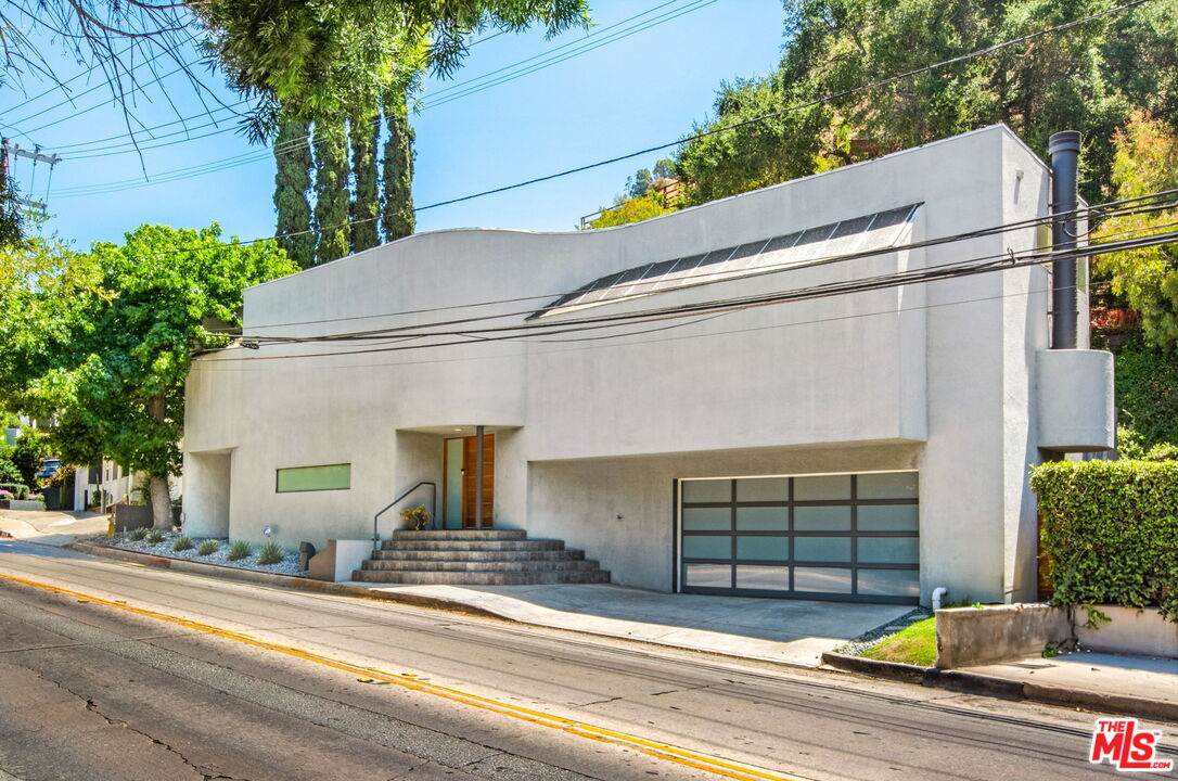 2710 Laurel Canyon Blvd - Photo 1